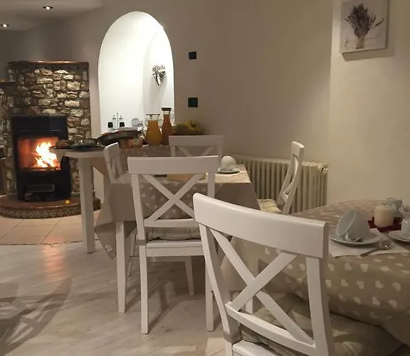 Rosso Pila לינה וארוחת בוקר 3*